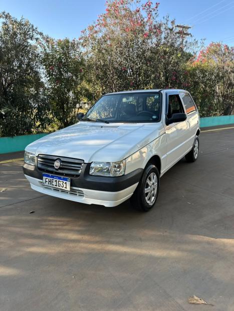 FIAT Uno 1.0 4P FIRE FLEX ECONOMY CELEBRATION, Foto 2