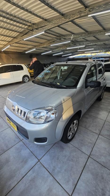 FIAT Uno 1.0 4P FLEX EVO VIVACE CELEBRATION, Foto 1