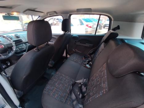 FIAT Uno 1.0 4P FLEX EVO VIVACE CELEBRATION, Foto 6