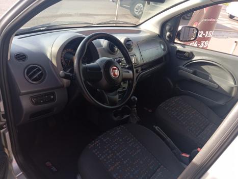 FIAT Uno 1.0 4P FLEX EVO VIVACE CELEBRATION, Foto 2
