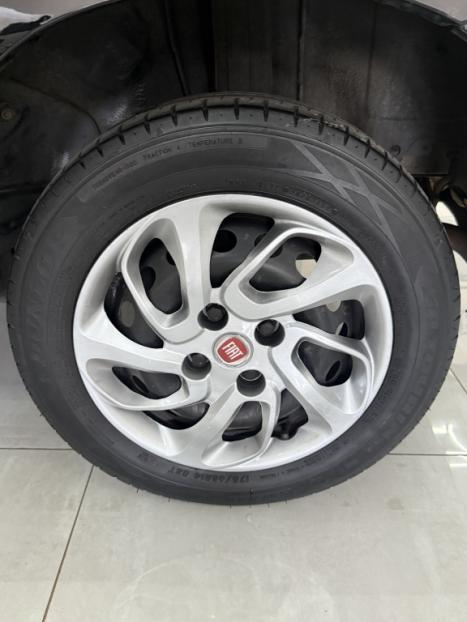FIAT Uno 1.0 FLEX VIVACE CELEBRATION, Foto 9