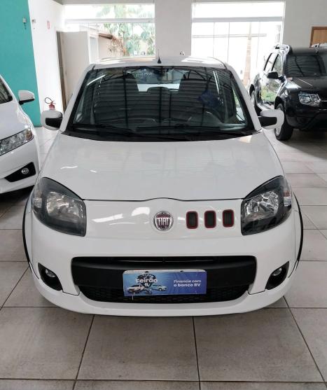 FIAT Uno 1.4 4P FLEX SPORTING, Foto 5