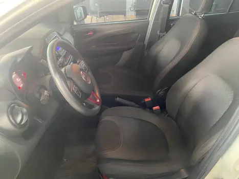 FIAT Uno 1.4 4P FLEX SPORTING DUALOGIC AUTOMATIZADO, Foto 13