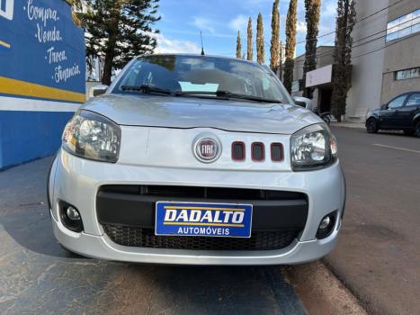 FIAT Uno 1.4 FLEX SPORTING, Foto 2