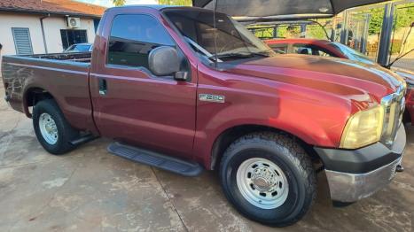 FORD F-250 3.9 XLT CABINE SIMPLES DIESEL, Foto 4