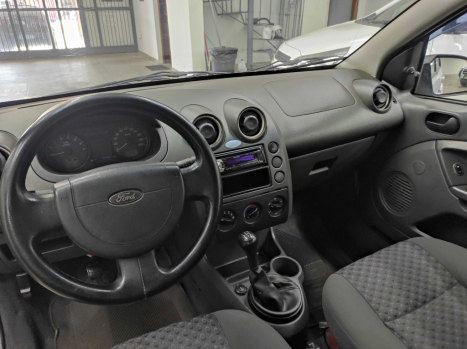 FORD Fiesta Hatch 1.6 4P ROCAM FLEX, Foto 9