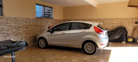 FORD Fiesta Hatch 1.6 16V 4P FLEX TITANIUM POWERSHIFT AUTOMTICO, Foto 12