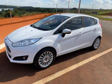 FORD Fiesta Hatch 1.0 12V 4P TITANIUM PLUS ECOBOOST TURBO POWERSHIFT AUTOMTICO, Foto 3