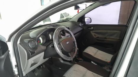 FORD Fiesta Hatch 1.6 4P FLEX, Foto 7