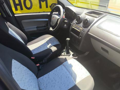 FORD Fiesta Hatch 1.0 4P FLEX, Foto 2