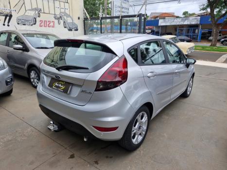 FORD Fiesta Hatch 1.6 16V 4P SEL FLEX, Foto 3