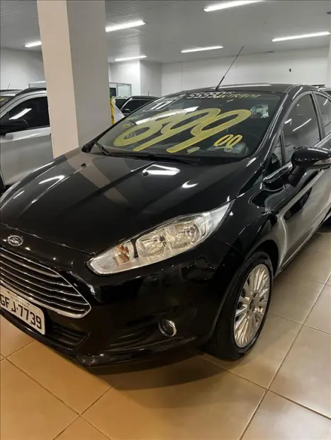 FORD Fiesta Hatch 1.6 16V 4P FLEX TITANIUM POWERSHIFT AUTOMTICO, Foto 3