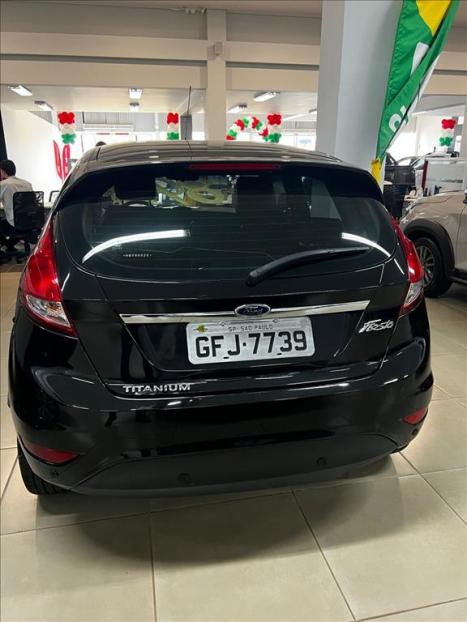 FORD Fiesta Hatch 1.6 16V 4P FLEX TITANIUM POWERSHIFT AUTOMTICO, Foto 6