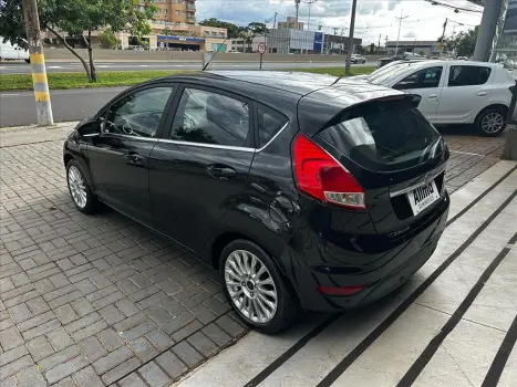 FORD Fiesta Hatch 1.6 16V 4P FLEX TITANIUM POWERSHIFT AUTOMTICO, Foto 7