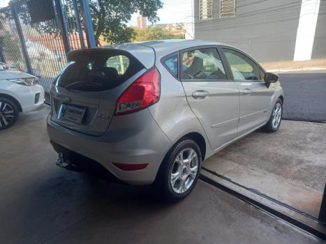 FORD Fiesta Hatch 1.6 16V 4P FLEX SE POWERSHIFT AUTOMTICO, Foto 4