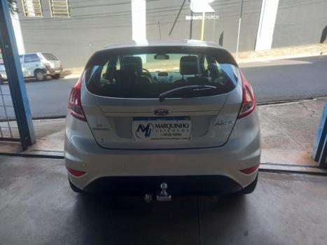 FORD Fiesta Hatch 1.6 16V 4P FLEX SE POWERSHIFT AUTOMTICO, Foto 6