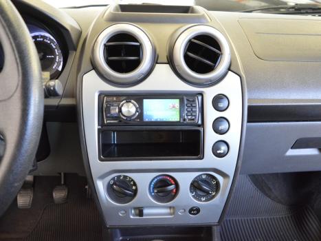 FORD Fiesta Hatch 1.6 4P SE FLEX, Foto 8