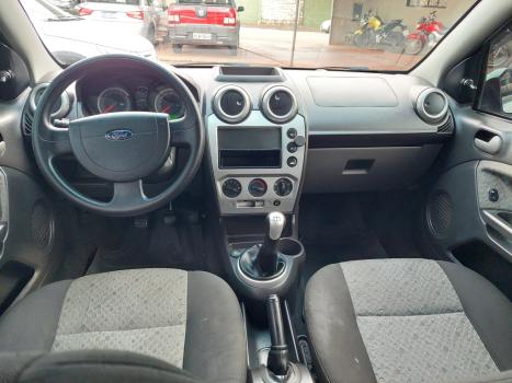 FORD Fiesta Hatch 1.6 4P FLEX, Foto 4