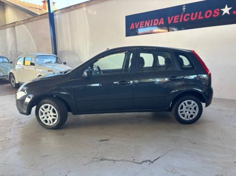 FORD Fiesta Hatch 1.0, Foto 2