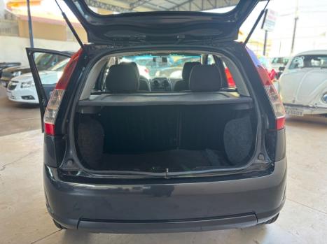 FORD Fiesta Hatch 1.0, Foto 4