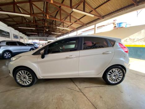 FORD Fiesta Hatch 1.0 12V 4P TITANIUM PLUS ECOBOOST TURBO POWERSHIFT AUTOMTICO, Foto 7