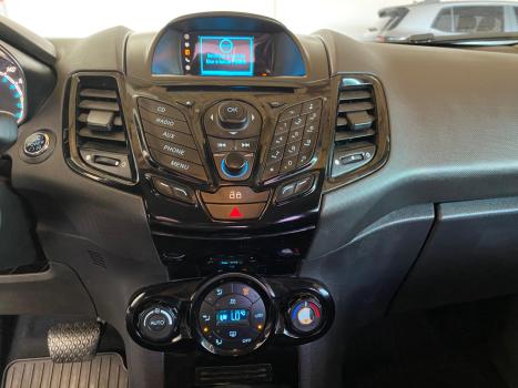 FORD Fiesta Hatch 1.0 12V 4P TITANIUM PLUS ECOBOOST TURBO POWERSHIFT AUTOMTICO, Foto 12