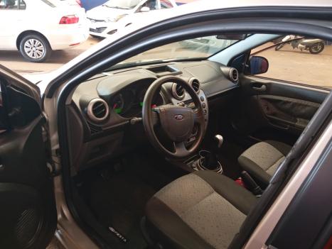 FORD Fiesta Hatch 1.6 4P CLASS FLEX, Foto 4