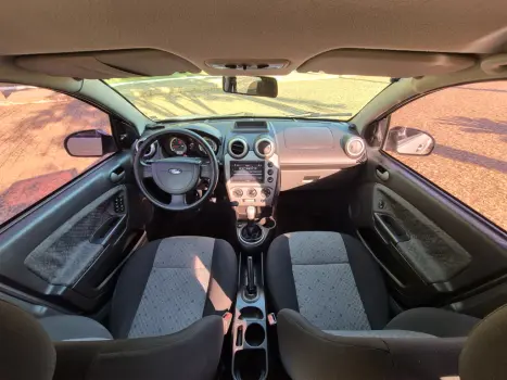 FORD Fiesta Hatch 1.6 4P ROCAM FLEX, Foto 7