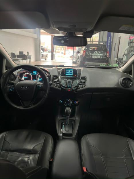 FORD Fiesta Hatch 1.6 16V 4P FLEX TITANIUM PLUS POWERSHIFT AUTOMTICO, Foto 7