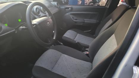 FORD Fiesta Hatch 1.6 4P FLEX, Foto 6