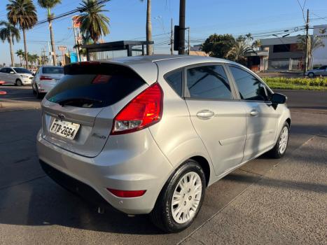 FORD Fiesta Hatch 1.5 16V 4P S FLEX, Foto 5