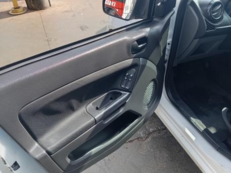 FORD Fiesta Hatch 1.0 4P FLEX, Foto 4