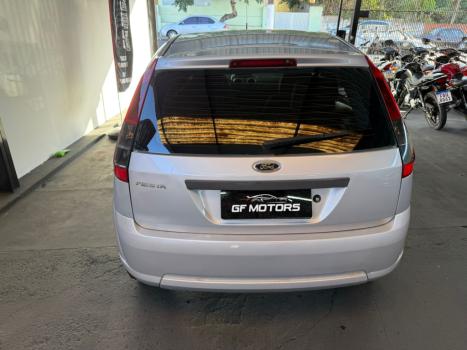 FORD Fiesta Hatch 1.0 4P SE FLEX, Foto 2