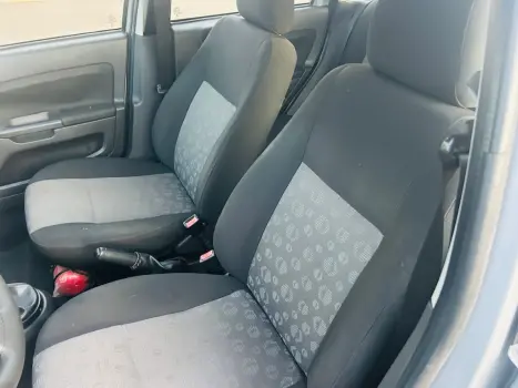 FORD Fiesta Hatch 1.0 4P FLEX, Foto 15