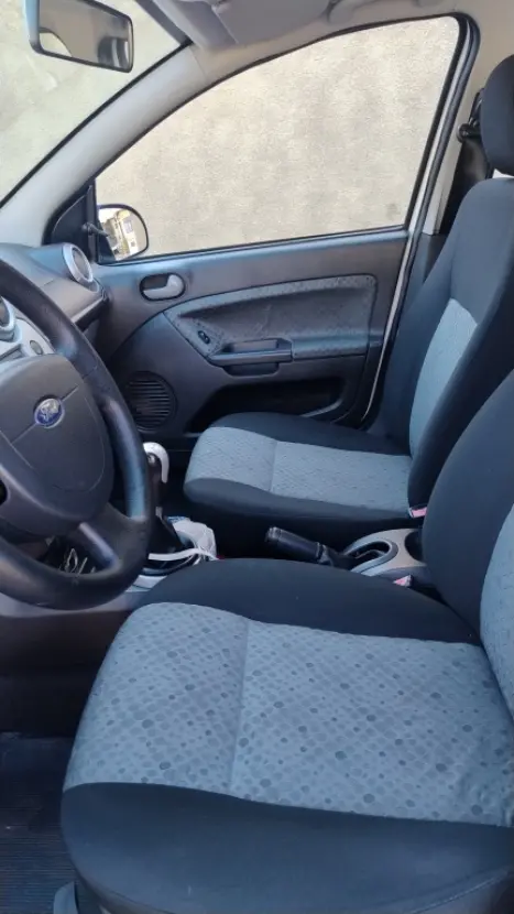 FORD Fiesta Hatch 1.6 4P FLEX, Foto 11