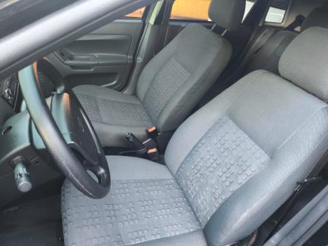 FORD Fiesta Hatch 1.0 4P, Foto 4