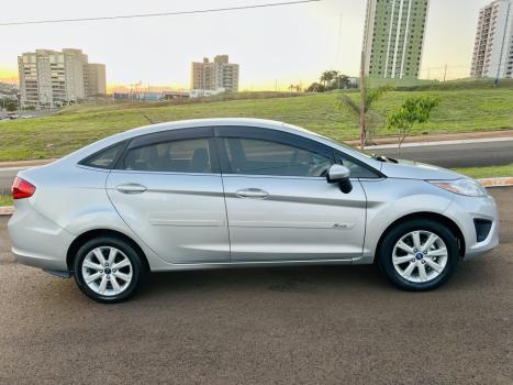 FORD Fiesta Sedan 1.5 16V 4P SE FLEX, Foto 4