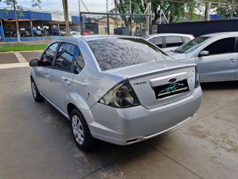 FORD Fiesta Sedan 1.6 4P FLEX, Foto 4