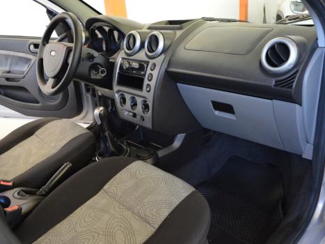 FORD Fiesta Sedan 1.6 4P FLEX, Foto 6