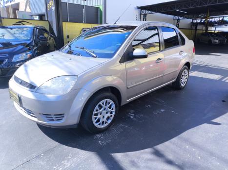 FORD Fiesta Sedan 1.6 4P FLEX, Foto 1