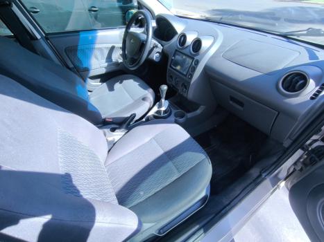 FORD Fiesta Sedan 1.6 4P FLEX, Foto 2