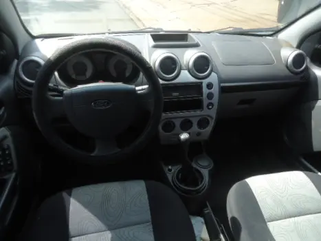 FORD Fiesta Sedan 1.6 4P FLEX, Foto 4