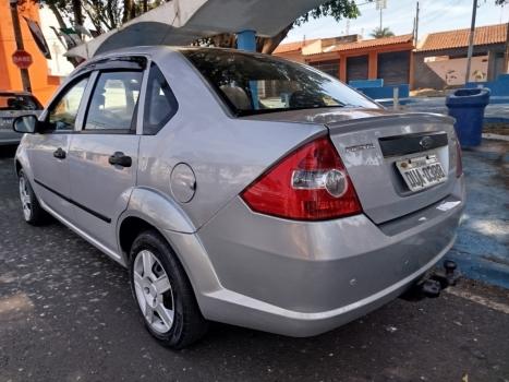 FORD Fiesta Sedan 1.6 4P FLEX, Foto 6