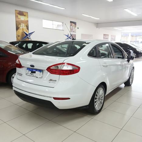 FORD Fiesta Sedan 1.6 4P FLEX TITANIUM POWERSHIFT AUTOMTICO, Foto 3