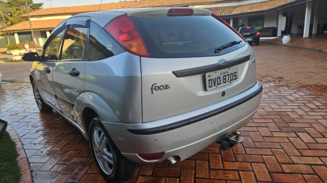 FORD Focus Hatch 1.6 4P FLEX GL, Foto 6