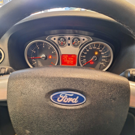 FORD Focus Hatch 1.6 4P, Foto 8