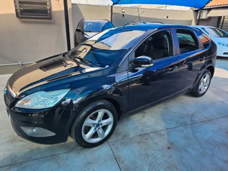 FORD Focus Hatch 1.6 16V 4P FLEX GL, Foto 2