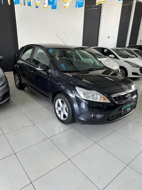 FORD Focus Hatch 1.6 16V 4P FLEX GL, Foto 2