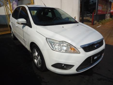 FORD Focus Hatch 1.6 4P GLX FLEX, Foto 2