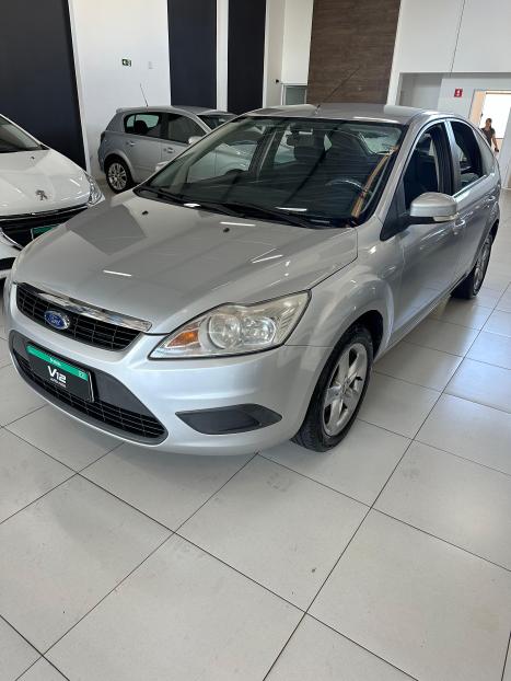 FORD Focus Hatch 1.6 16V 4P FLEX GL, Foto 2